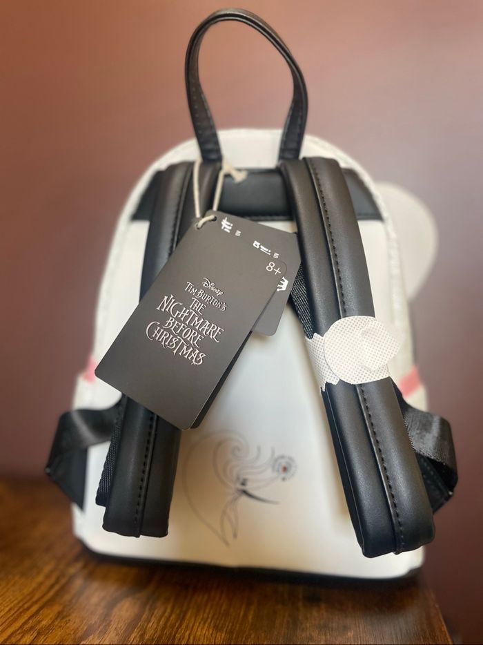 Sac à dos Zero Disney Loungefly neuf - photo numéro 5