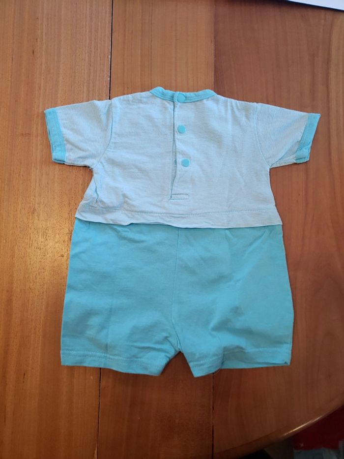 Combinaison bleue mon coquillage 3 mois - photo numéro 2