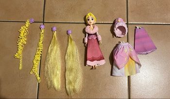 Barbie Raiponce et coiffures 
