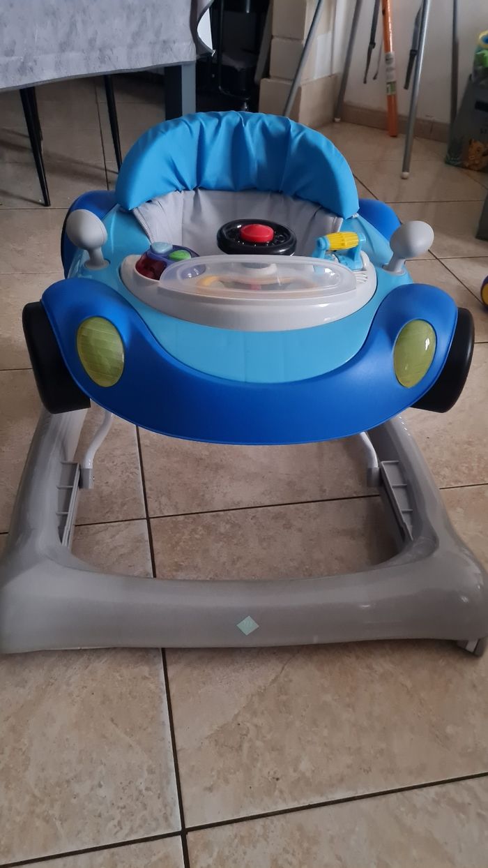 Trotteur voiture - photo numéro 4