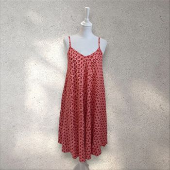 Robe fluide oversize imprimée à fines bretelles taille unique