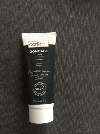 Gommage corps Caviar  Corème PARIS