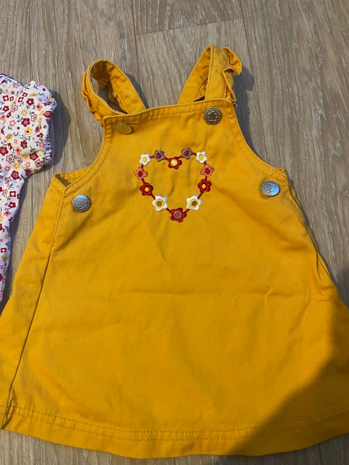 Ensemble 6 mois - photo numéro 3