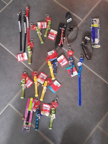 Lot de 20 colliers chats