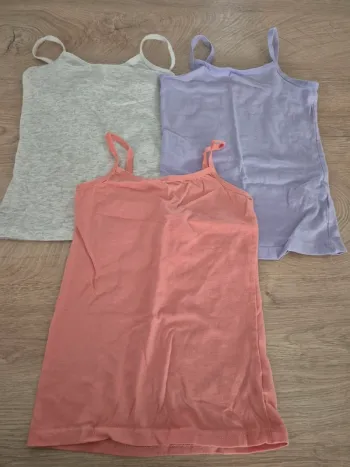 3 débardeurs maillots de corps