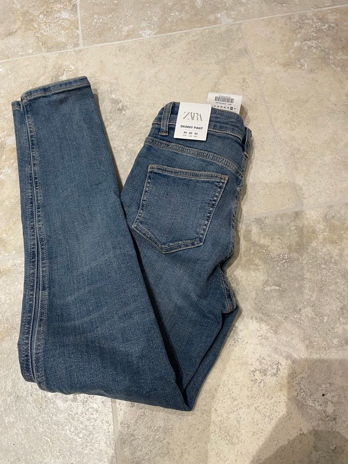 Jean Zara neuf avec étiquette - photo numéro 6