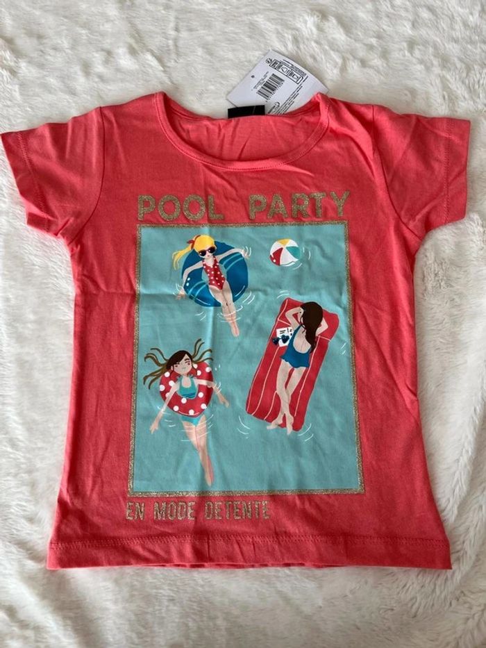 tee shirt
