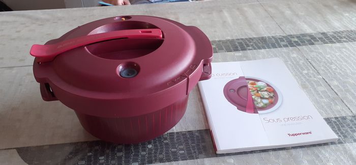 Cocotte minute "Tupperware" micro ondes. - photo numéro 6