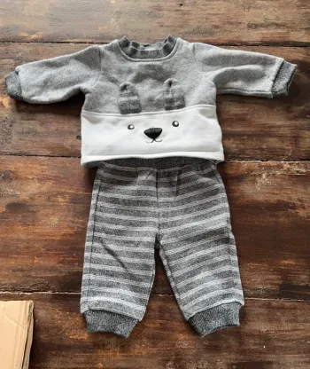 Ensemble pull et jogging