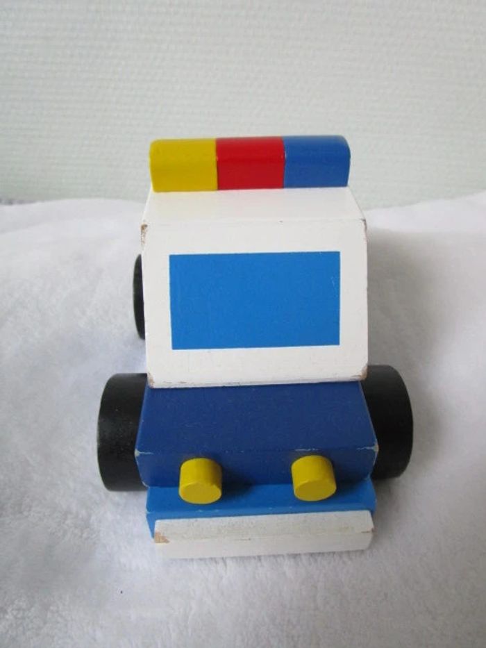 Voiture police bois - photo numéro 3