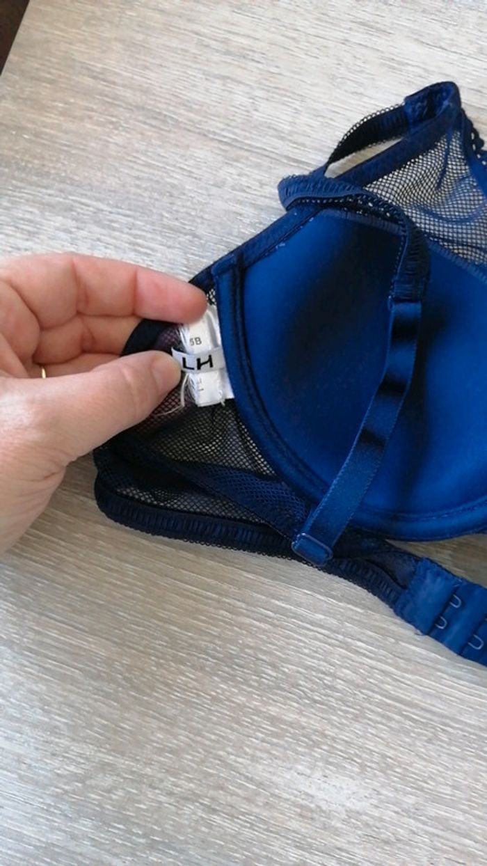 Soutien gorge 85B - photo numéro 3