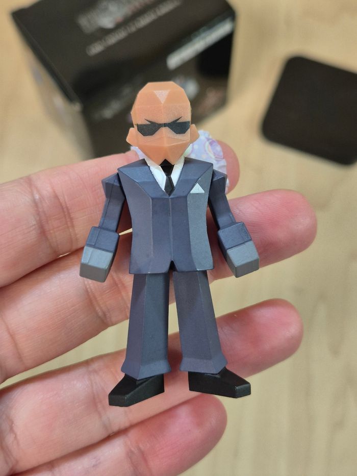 Figurine Polygones Final Fantasy VII : Rude - photo numéro 3