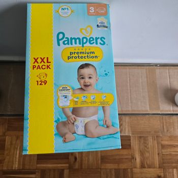 couches  Pampers XXl tailles 3