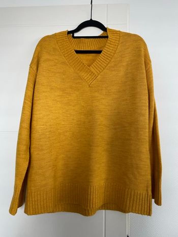 Pull moutarde parfait état taille M
