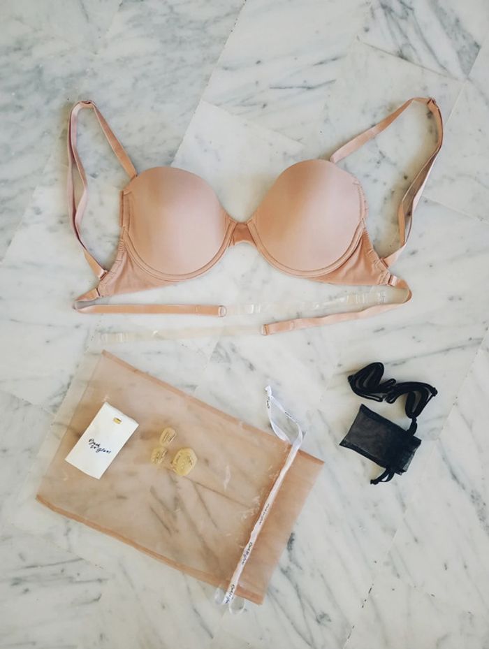 Soutien-gorge invisible/ Dos nu/ Nude/ Back to Glam - photo numéro 2