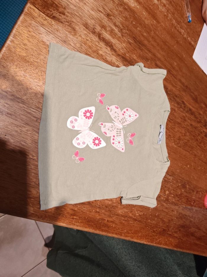 T shirt fille papillon taille 3 ans