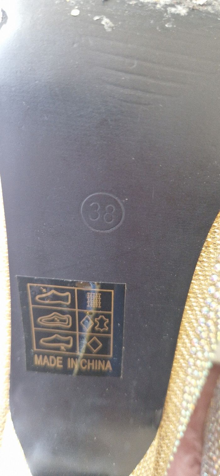 Chaussures à talons brillante 38 - photo numéro 8