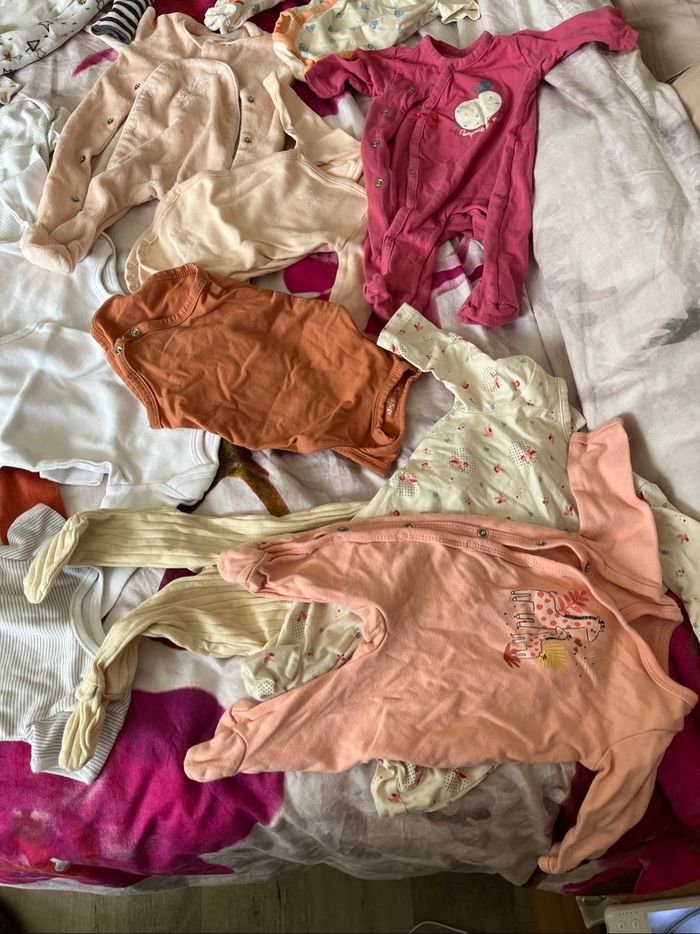 Lots vêtements bébé fille 1 mois - photo numéro 4