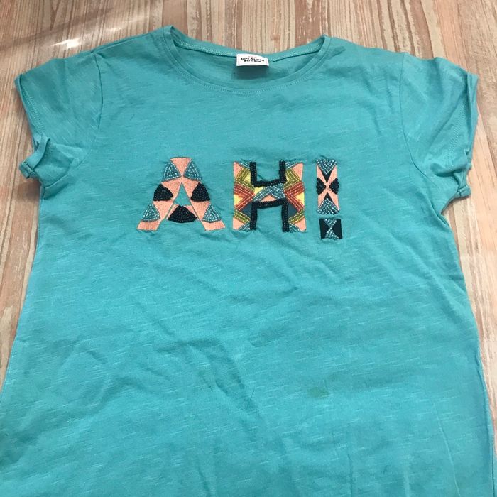 Tee shirt