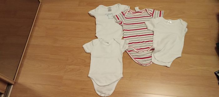 Lot de 36 articles  garçon  6  mois - photo numéro 5