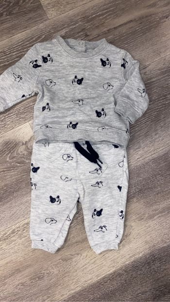 Ensemble kiabi chiens 3 mois