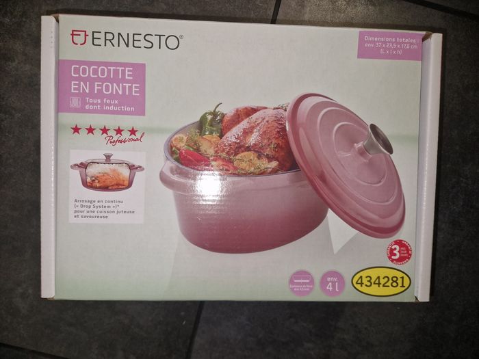 Cocotte en fonte 4 litres NEUVE