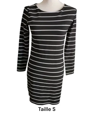 Robe H&M taille S Promo