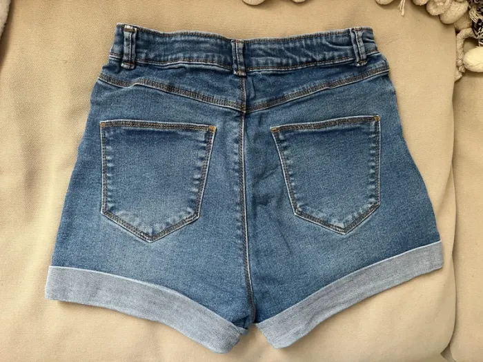 Short en jean kiabi 34 - photo numéro 2