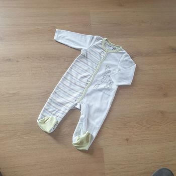 #emyfleuyy_12moisgarçon

Pyjama 
Orchestra 
12 mois