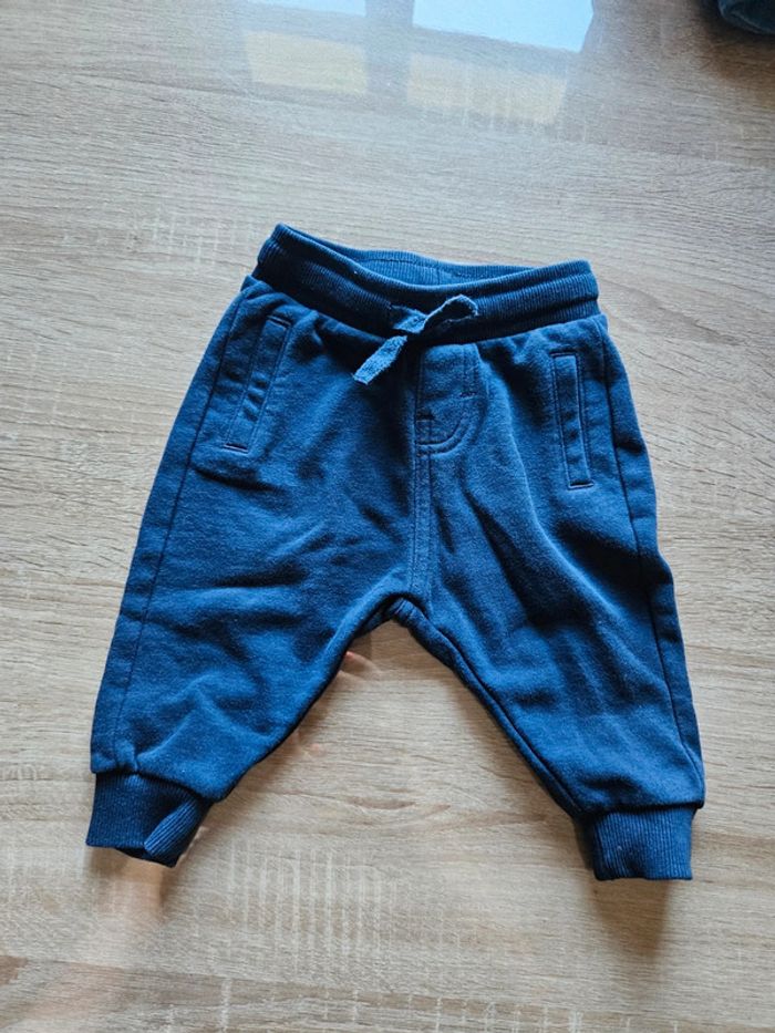 Lot de 2 pantalons 6 mois - photo numéro 2