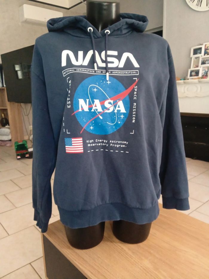 Pull à capuche Taille 38