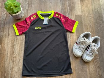 - Maillot Jako - 6 ans - Neuf avec étiquette