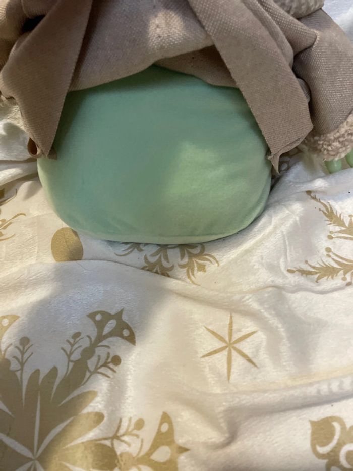 Peluche mattel disney Star Wars Baby Yoda the child Mandalorian - photo numéro 8