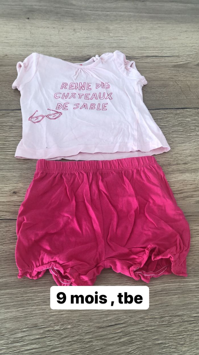Ensemble short fille