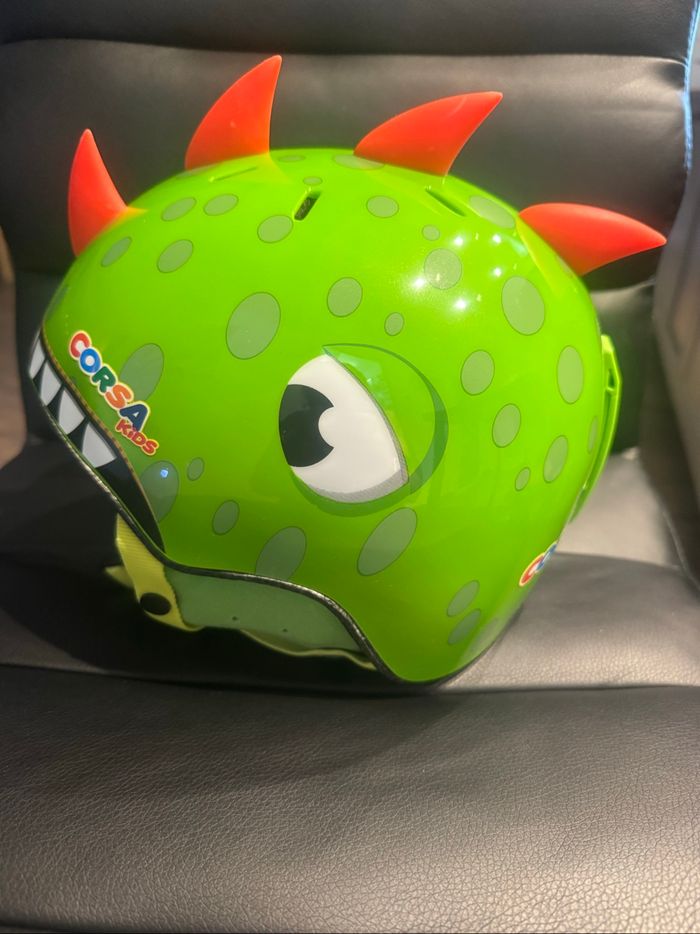 Casque de vélo pour enfant neuf - photo numéro 2