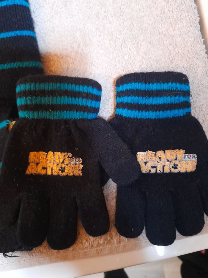 Écharpe ,bonnet et gants - photo numéro 2