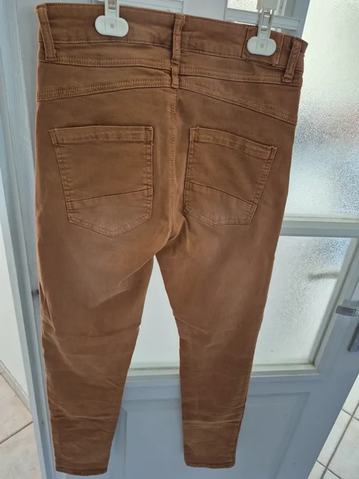 Pantalon femme - photo numéro 3