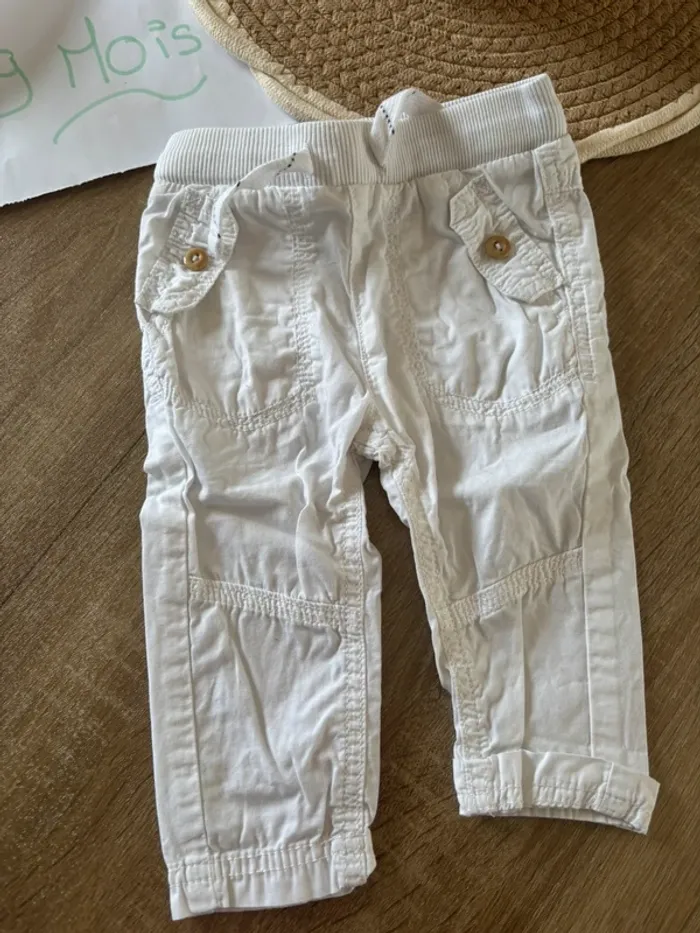 Pantalons taille 9 mois - photo numéro 2