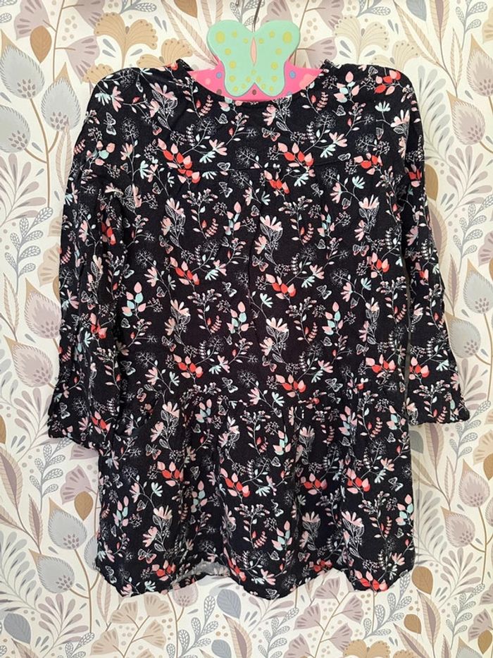 Jolie robe Vertbaudet 8 ans en excellent état