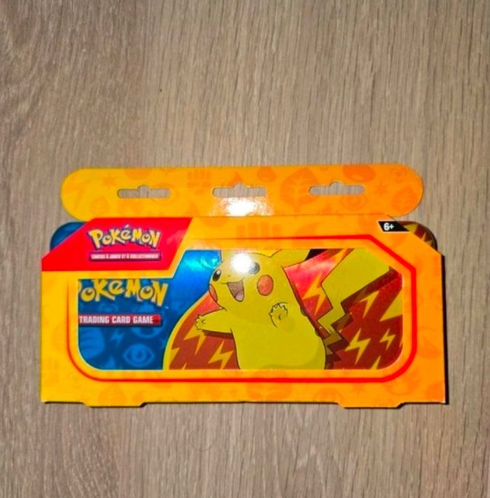 Pokemon coffret boîte a crayon
