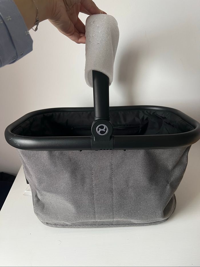 Panier shopping poussette Cybex – Neuf jamais utilisé - photo numéro 3