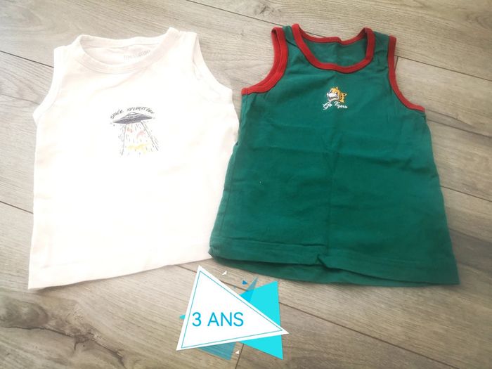 Débardeurs taille 3 ans