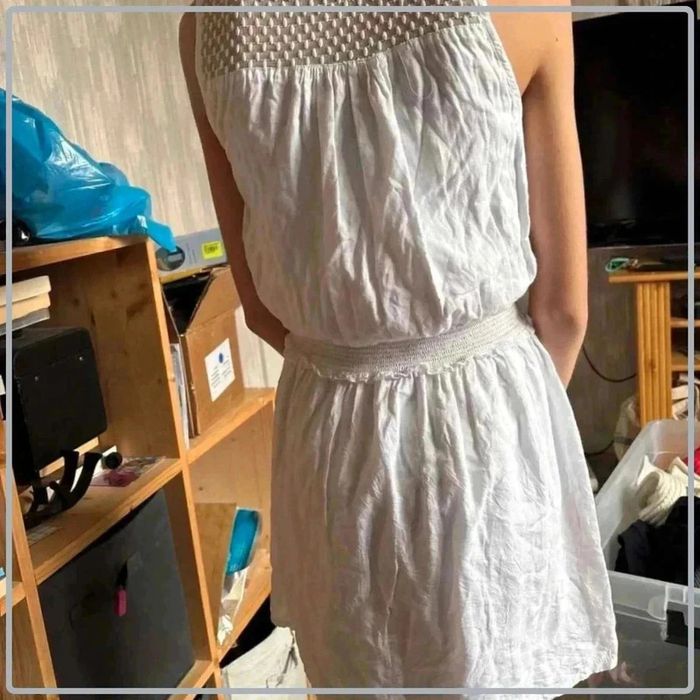 Jolie  robe blanche taille  34 - photo numéro 2