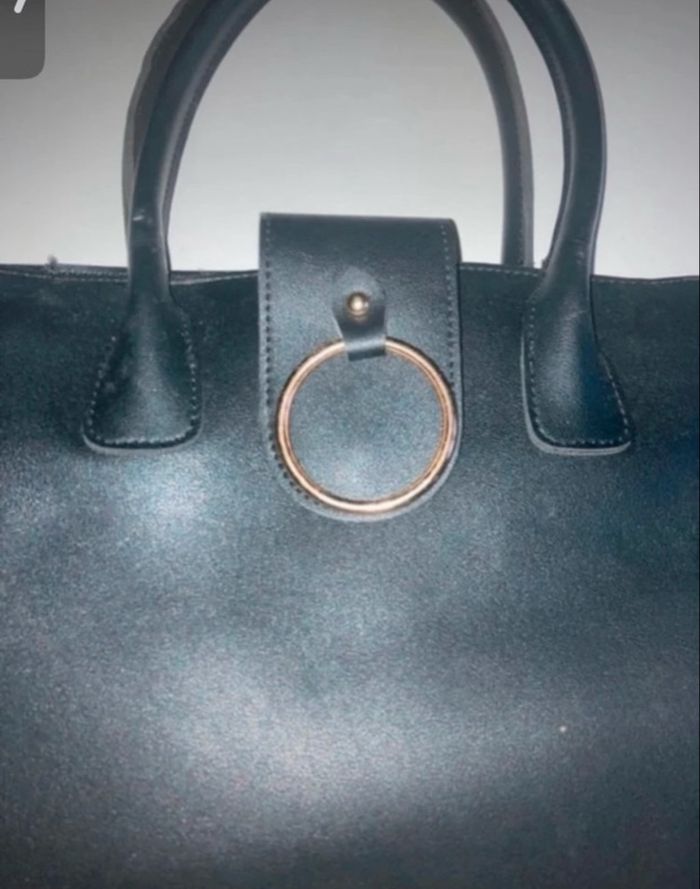 Sac à main pour femme TRÈS BON ÉTAT couleur noir - photo numéro 2