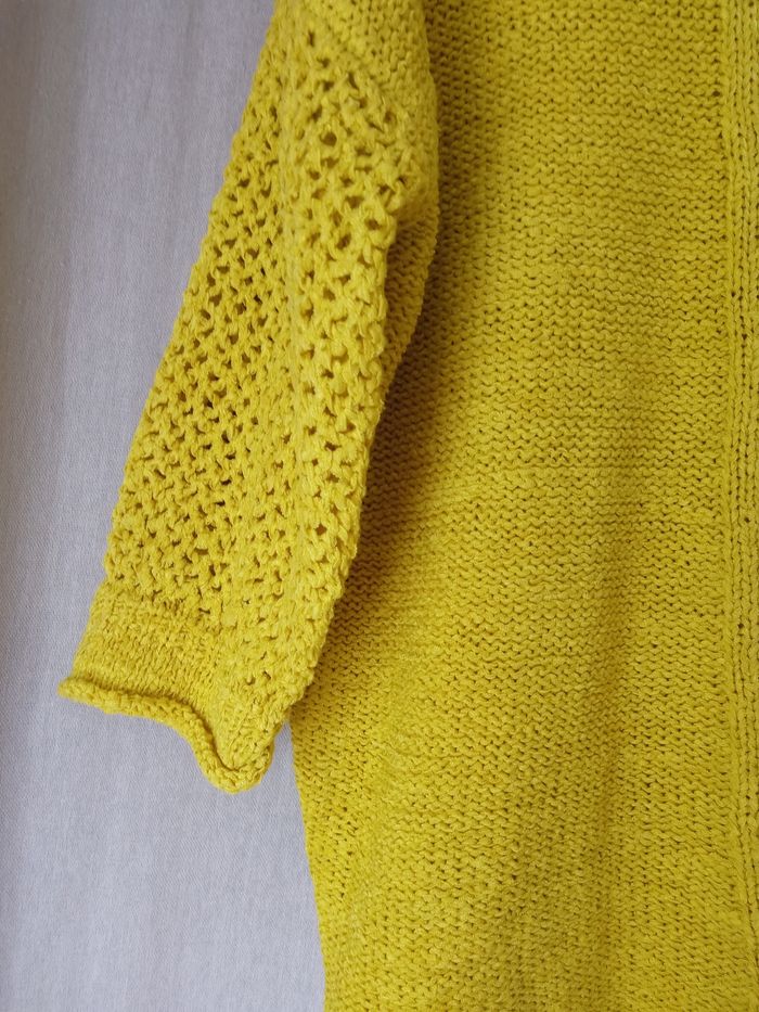 Pull jaune taille 1 - photo numéro 3