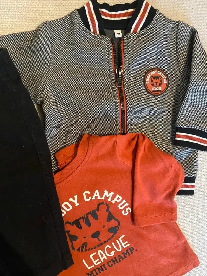 Tenue 3 pièces taille 3 mois excellent état - photo numéro 3