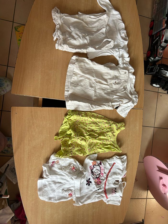 Gros lot de +64 vêtements taille 3 mois - photo numéro 5