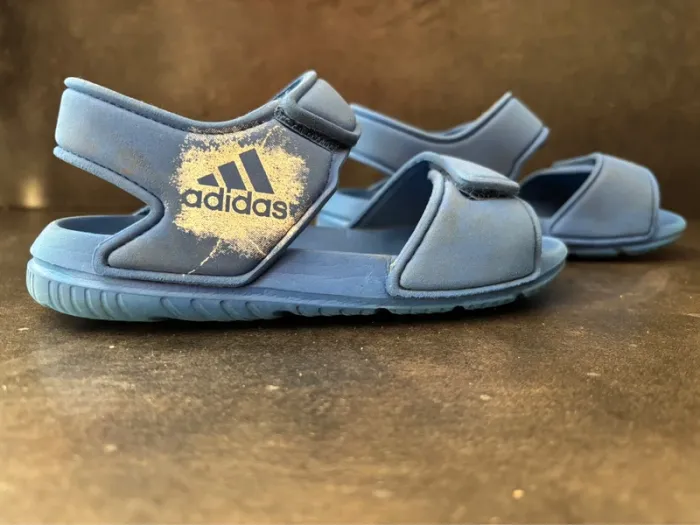 Sandales Adidas taille 27 - photo numéro 4