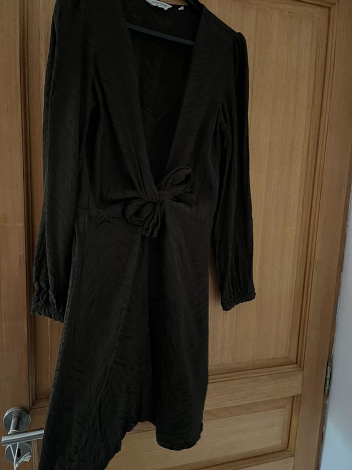 Robe verte kaki 36 - photo numéro 2