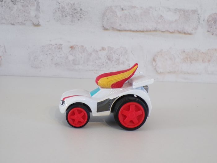 Monster Trucks - Voiture de course - Speedrick - Les monstres Machines (J5) - photo numéro 2